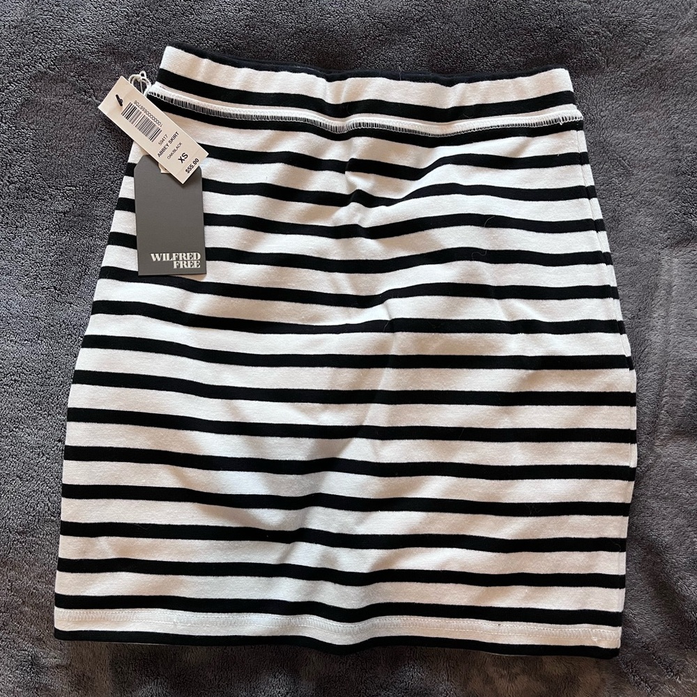 Wilfred Striped Mini Skirt in Black and White